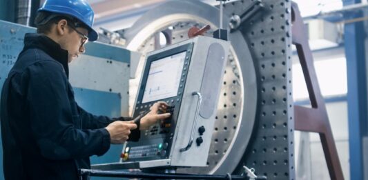 Patutkah Menara Mewah Kuala Lumpur Otis Menang Membentuk Babak Baru dalam Strategi Perkhidmatannya (OTIS)?