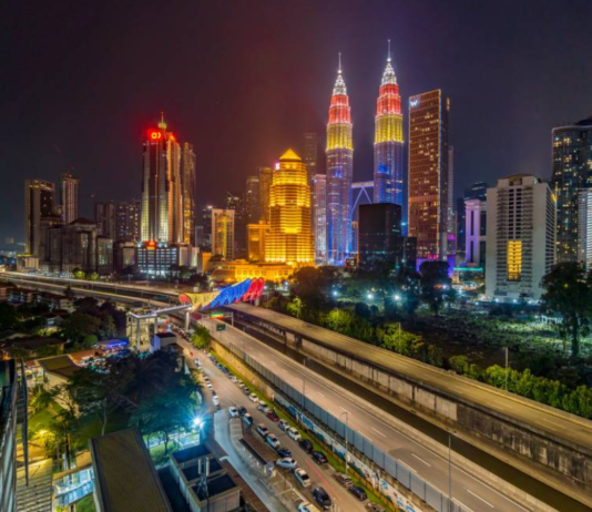 Undi adalah popular, bandar adalah rumit