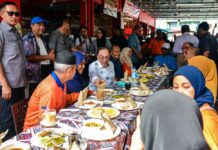 Anwar bergurau politik boleh berhenti seketika untuk ‘nasi dagang’ selepas meleret kepada ahli politik ‘merengek’