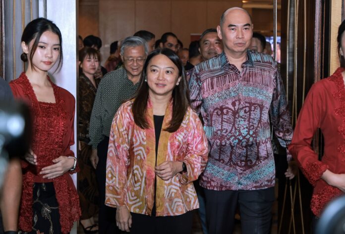Hannah Yeoh: 8,000 perniagaan KL memperbaharui lesen dalam masa dua bulan di bawah sistem yang diperkemas Hannah Yeoh: 8,000 perniagaan KL memperbaharui lesen dalam masa dua bulan di bawah sistem yang diperkemas
